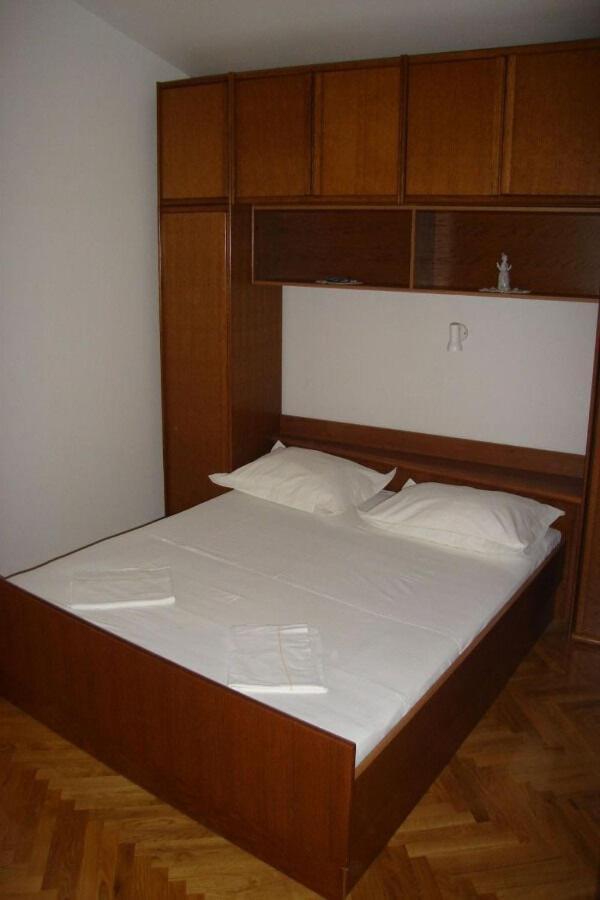 ברלה Apartments Nada מראה חיצוני תמונה